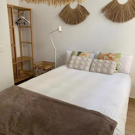 Center Flat Cathedral Apartment