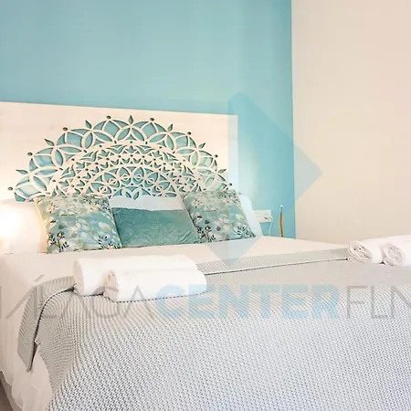 Center Flat Cathedral Apartment *