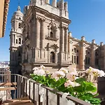 아파트 Center Flat Cathedral